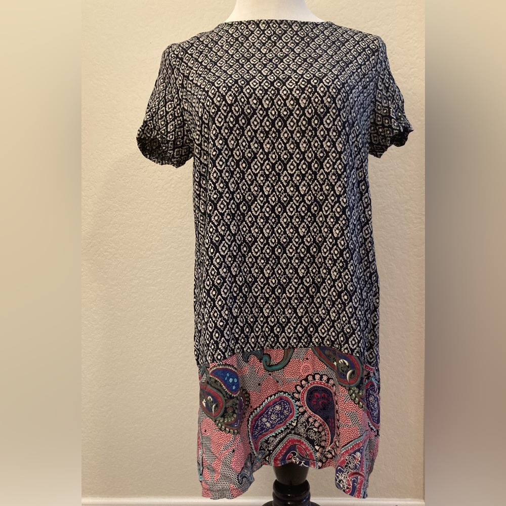 Glamorous Black and Pink Patterned Dress